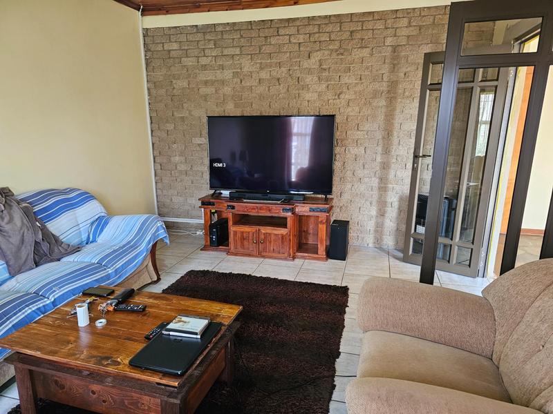 To Let 3 Bedroom Property for Rent in Strelitzia Park Eastern Cape